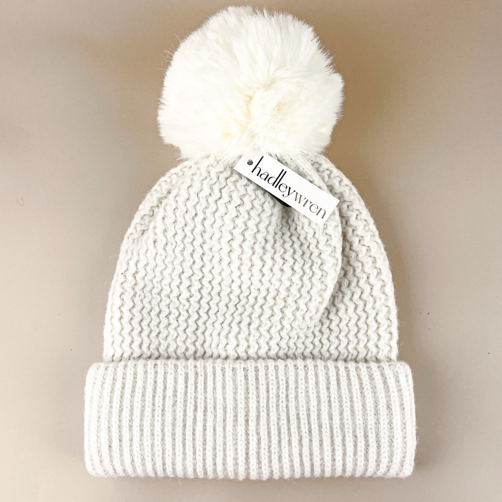 New Hadley Wren Ribbed Knit Pom Pom Cuff Winter Beanie Women’s Beige Ski Hat